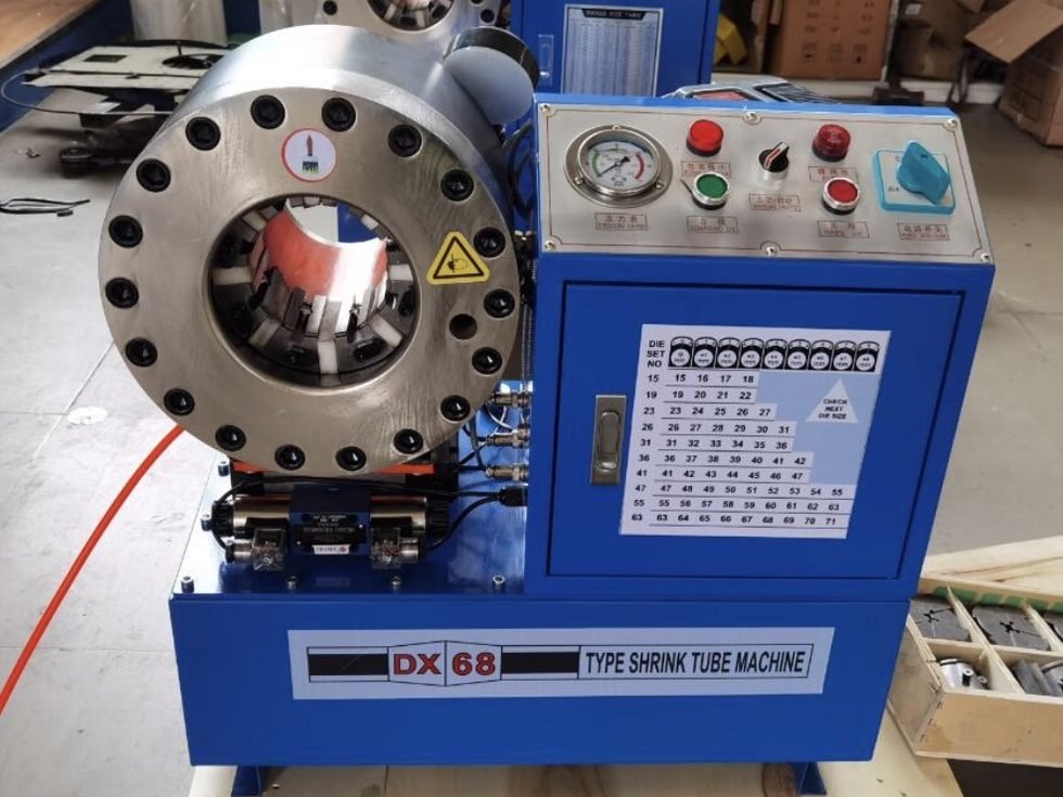 DX68 hydraulic hose crimping machine used for on site hose fabrication